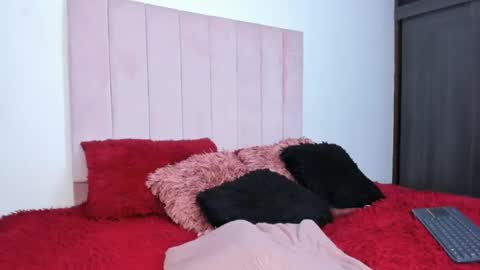 Snapshot of mara_sans chatting on 4, 12, 2024 Mara  online show from 4, 12, 2024