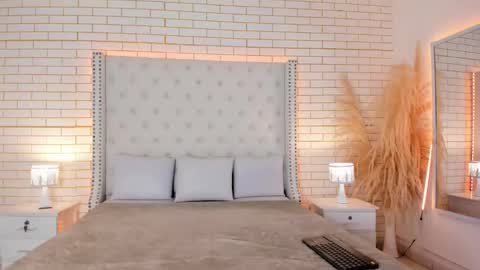 mara_winters_ online show from 19, 2, 2026