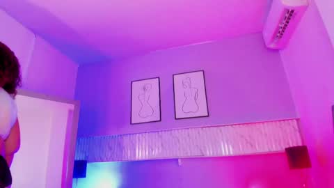 Mrs. Sweet online show from 26, 2, 2025