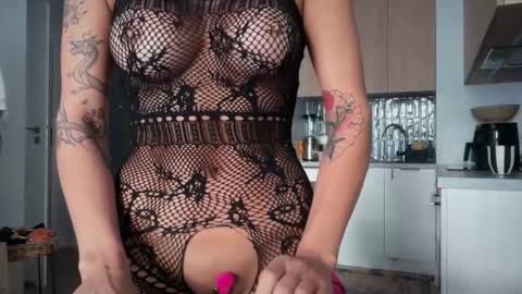 Marakuia online show from 19, 11, 2025