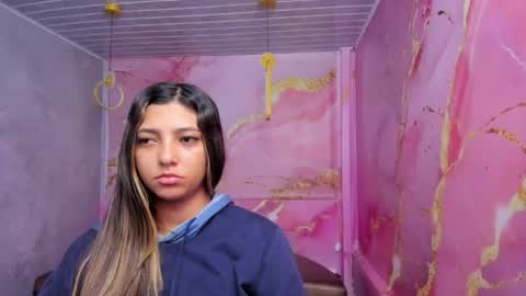 Snapshot of maraluna_ chatting on 28, 5, 2026 Maraluna online show from 28, 5, 2026