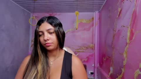 Snapshot of maraluna_ chatting on 24, 6, 2026 Maraluna online show from 24, 6, 2026