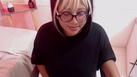 Snapshot of marasilk chatting on 9, 7, 2026 Mara Silk online show from 9, 7, 2026