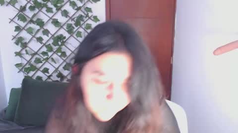 Snapshot of marce_bunny chatting on 12, 10, 2025 Marcela online show from 12, 10, 2025