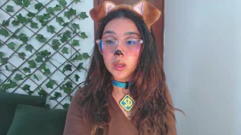 Snapshot of marce_bunny chatting on 31, 10, 2025 Marcela online show from 31, 10, 2025