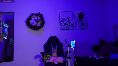 Snapshot of marce_hill chatting on 21, 10, 2025 MARCE AND ..... online show from 21, 10, 2025