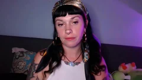 MarcelineAltaria online show from 16, 9, 2025