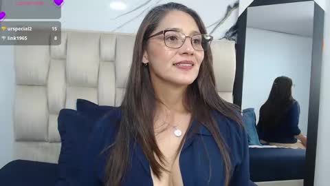 Snapshot of marciamuller chatting on 11, 5, 2026 Martha online show from 11, 5, 2026