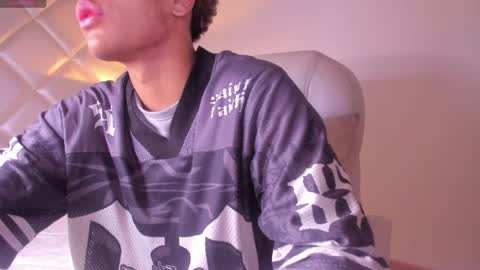 Snapshot of marco_deluxe chatting on 4, 5, 2026 marco_deluxe online show from 4, 5, 2026