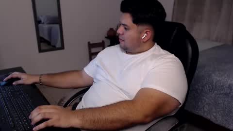 Snapshot of marcobearson chatting on 16, 3, 2026 Marcos online show from 16, 3, 2026