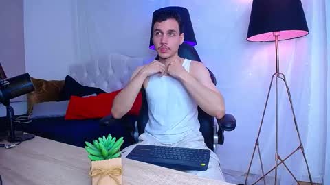 Marcus Hanks online show from 14, 12, 2025