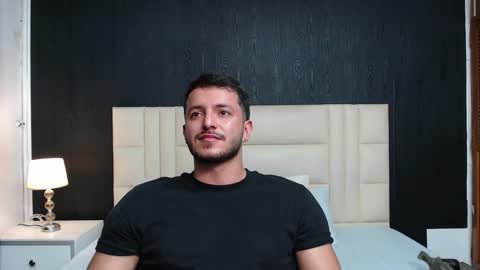 Snapshot of marcus_lafourt chatting on 4, 2, 2025 marcus_lafourt online show from 4, 2, 2025