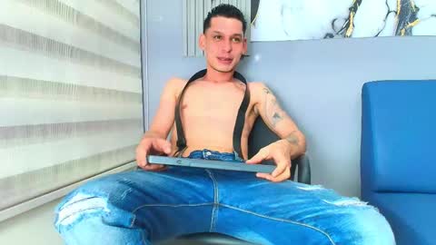 marcus_smithh online show from 15, 11, 2025