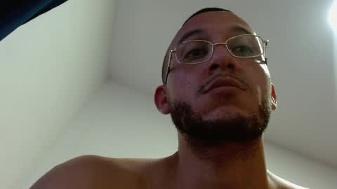   online show from 11, 4, 2026