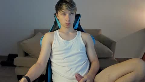 Snapshot of marcussmit chatting on 1, 2, 2025 Marcus online show from 1, 2, 2025