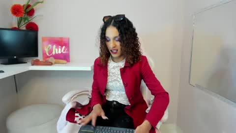 marfilastrom online show from 11, 12, 2024