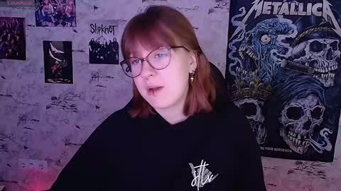 Snapshot of margaret_red chatting on 12, 5, 2026 Margaret online show from 12, 5, 2026