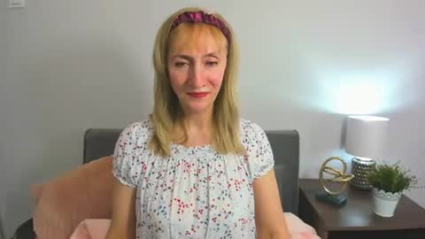 Snapshot of margaretmature chatting on 8, 2, 2025 margaretmature online show from 8, 2, 2025