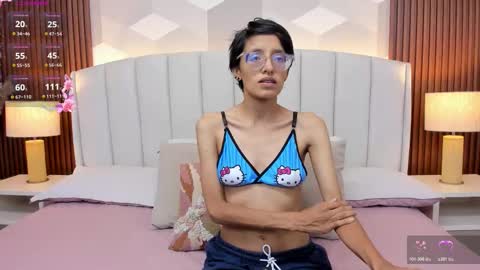 Snapshot of marge_lasander chatting on 4, 11, 2025 Aitana online show from 4, 11, 2025