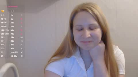 Snapshot of margueritaotsman chatting on 8, 10, 2025 Emily online show from 8, 10, 2025