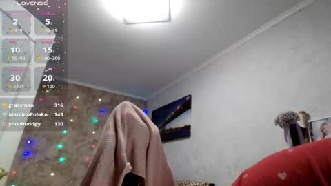 Snapshot of mari_77777 chatting on 5, 2, 2025 Mari online show from 5, 2, 2025