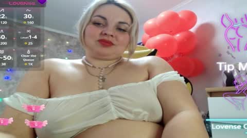 Snapshot of mari_77777 chatting on 4, 3, 2025 Mari online show from 4, 3, 2025