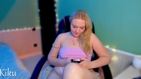 Kiku and Marii - online show from 26, 11, 2025