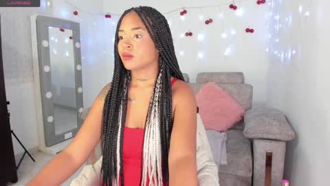 Snapshot of maria_julyana chatting on 26, 12, 2024 V A N E S S A online show from 26, 12, 2024
