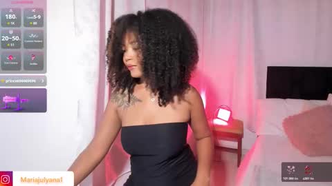 Snapshot of maria_julyana chatting on 5, 10, 2025 V A N E S S A online show from 5, 10, 2025