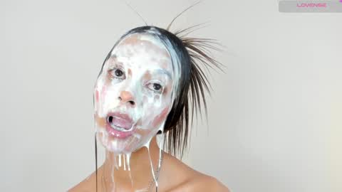 S O F I A  model independent online show from 27, 1, 2025