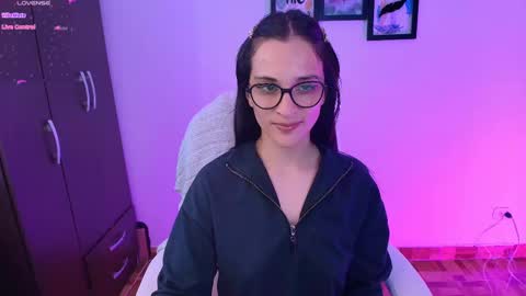 Snapshot of mariaan_m chatting on 28, 2, 2025 Leidy online show from 28, 2, 2025