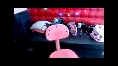 mariacamilatits online show from 2, 12, 2025