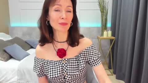 Mari online show from 12, 2, 2025