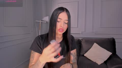 MARIA HERRERA  online show from 30, 11, 2025