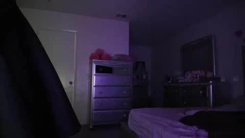 Pinkkitty online show from 4, 2, 2025