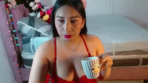 Mariajose online show from 15, 10, 2025