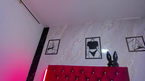 mariam_schubert online show from 27, 11, 2025