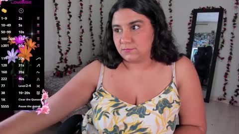   Mariam Castiblanco online show from 6, 3, 2025