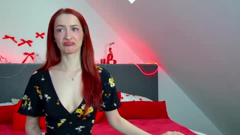Snapshot of mariamenson chatting on 19, 5, 2026 MariaMenson online show from 19, 5, 2026