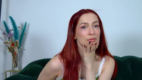 Snapshot of mariamenson chatting on 28, 5, 2026 MariaMenson online show from 28, 5, 2026