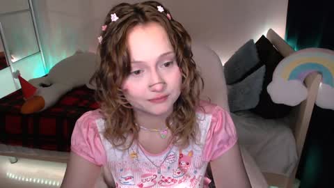 Snapshot of mariamilkis chatting on 8, 12, 2024 Maria online show from 8, 12, 2024