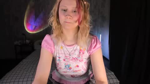Snapshot of mariamilkis chatting on 22, 2, 2025 Maria online show from 22, 2, 2025