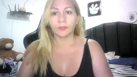 mariana995649 online show from 15, 12, 2025