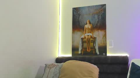 Mariana Angel online show from 18, 7, 2026