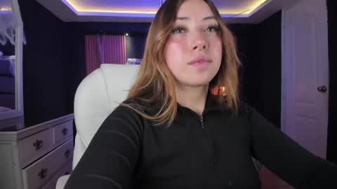 Mariana Castro online show from 31, 10, 2025