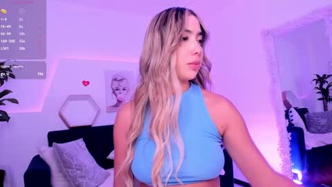 Snapshot of mariana_es chatting on 8, 2, 2025 Mariana online show from 8, 2, 2025
