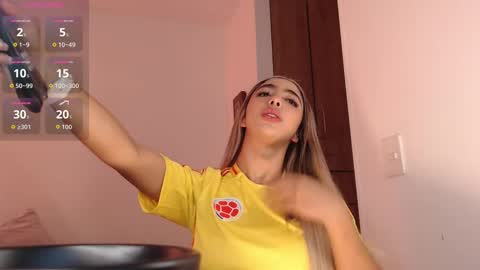Snapshot of mariana_es chatting on 9, 9, 2025 Mariana online show from 9, 9, 2025