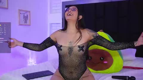 Mariana  online show from 15, 9, 2025