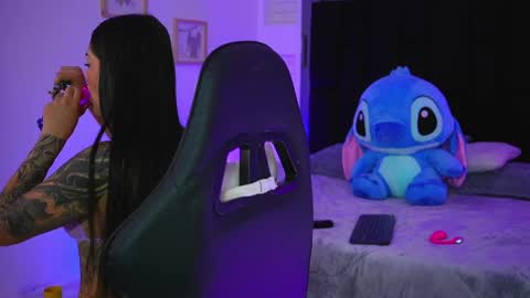 Mariana  online show from 9, 4, 2026