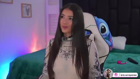 Snapshot of mariana_monroe04 chatting on 17, 7, 2026 Mariana online show from 17, 7, 2026